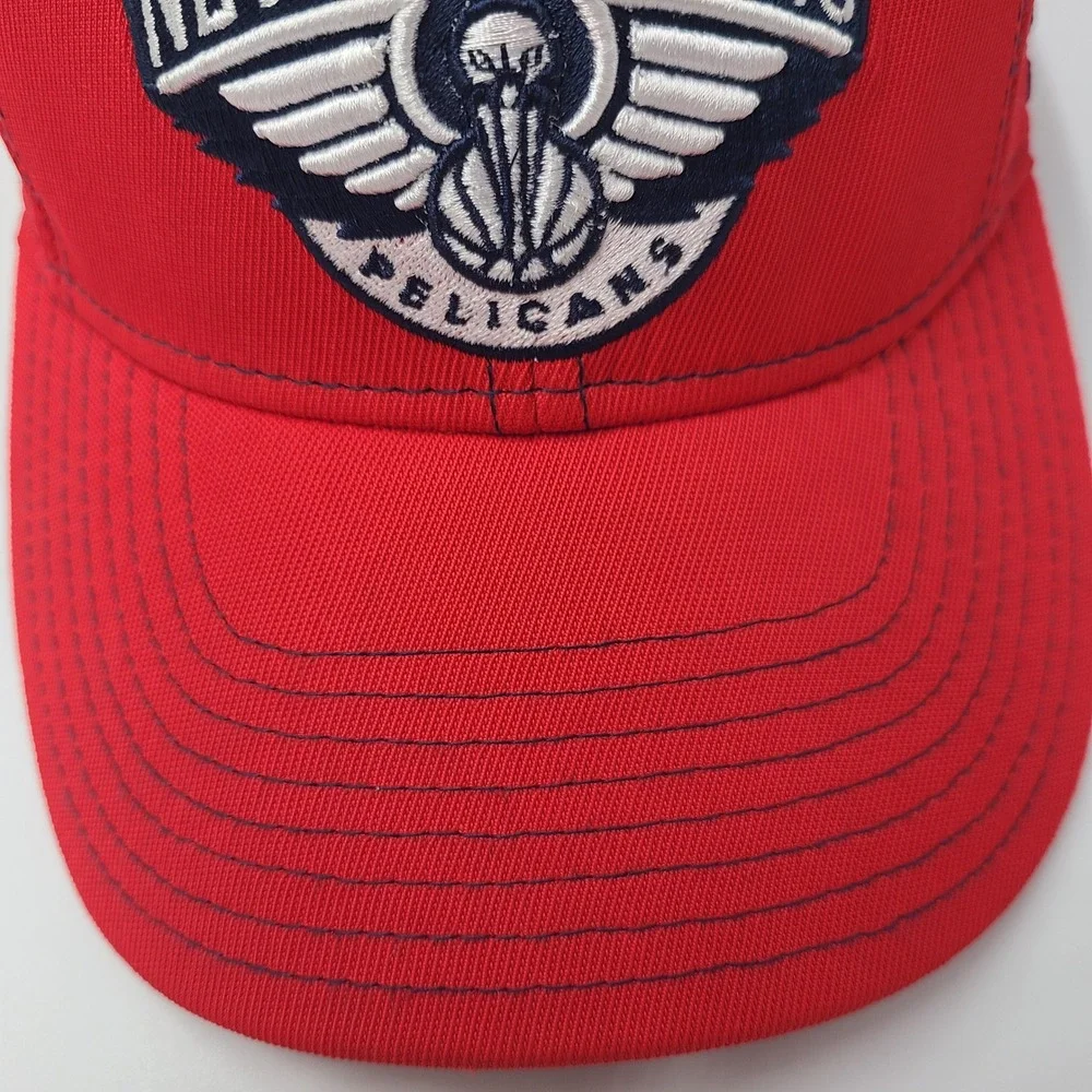 Youth New Orleans Pelicans Hat Fitted One Size Adidas Red White Blue NBA Boys